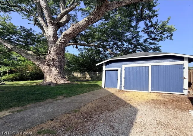 Photo 3 of Sale Pending at 930 Exchange St, Vermilion, OH 44089 | MLS# 5223796 | Listing updated on 2026-07-24