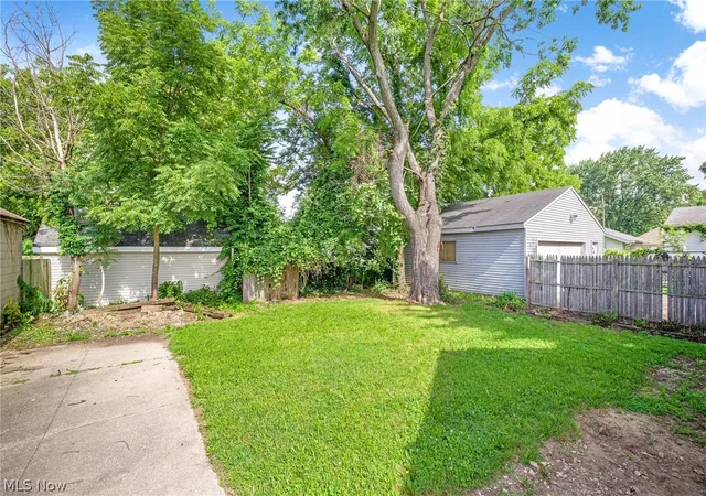3rd image of 640 Seiberling St, Akron, OH 44306 | MLS# 5223320