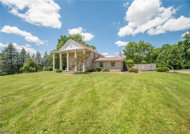 Homes for sale in Salem, OH | 1710 W State St, Salem, OH 44460 | MLS# 5222964