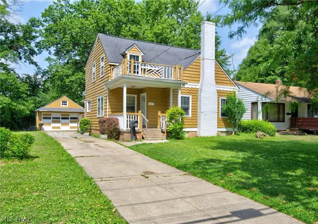 Photo 2 of Single family home for sale at 4724 Green Rd, Cleveland, OH 44128 | MLS# 5224168 | Listing updated on 2026-08-19