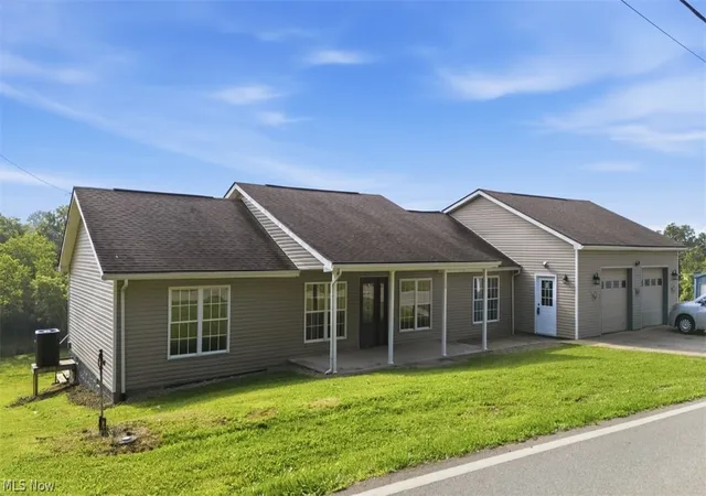 Homes for sale in Washington, WV | 1484 Lake Washington Road, Washington, WV 26181 | MLS# 5223938