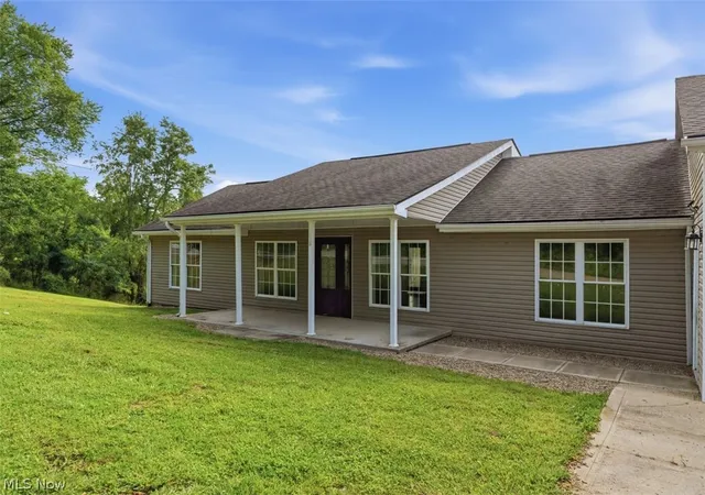 Homes for sale in Washington, WV | 1484 Lake Washington Road, Washington, WV 26181 | MLS# 5223938