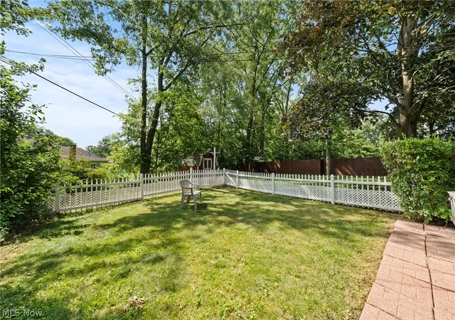 Homes for sale in Cuyahoga Falls, OH | 2588 17th St, Cuyahoga Falls, OH 44223 | MLS# 5223373