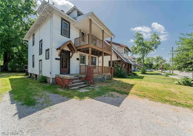 2nd image of 1318 Middle Ave, Elyria, OH 44035 | MLS# 5224263
