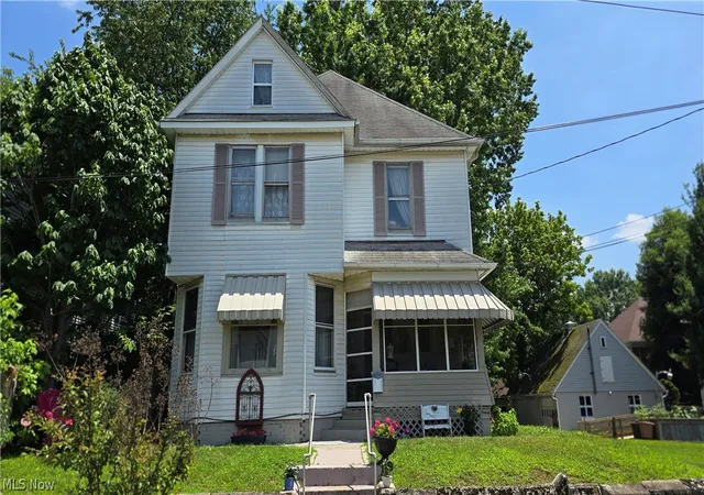 1st image of 2106 Latrobe St, Parkersburg, WV 26101 | MLS# 5224343