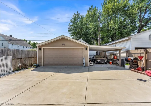 Photo 4 of Sale Pending at 3056 W 115th Street, Cleveland, OH 44111 | MLS# 5224260 | Listing updated on 2026-09-19