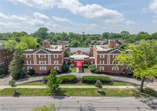 Photo 24 of Sale Pending at 19406 Van Aken Blvd #302, Shaker Heights, OH 44122 | MLS# 5224247 | Listing updated on 2026-08-26
