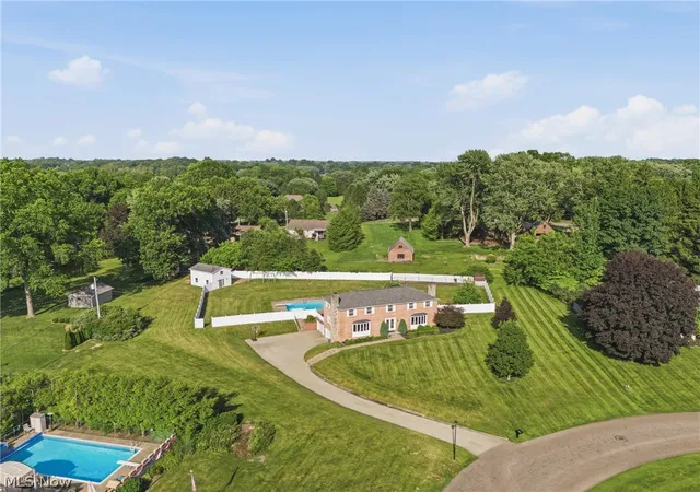 5th image of 1251 Grenada Dr Ne, Canton, OH 44714 | MLS# 5224301