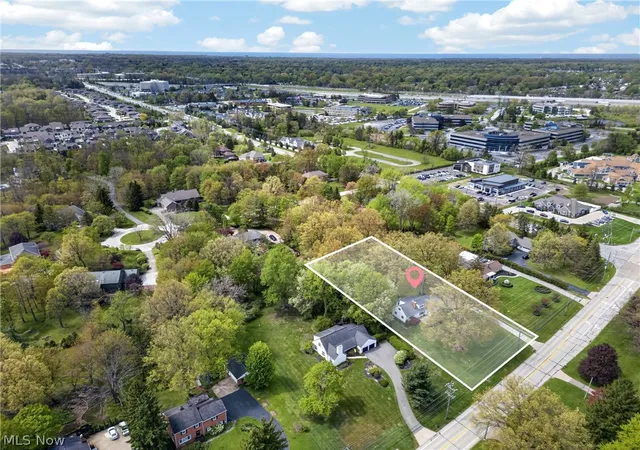 39th image of 2426 Lander Rd, Cleveland, OH 44124 | MLS# 5223417