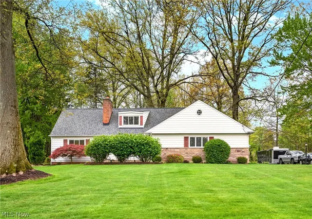 3rd image of 2426 Lander Rd, Cleveland, OH 44124 | MLS# 5223417