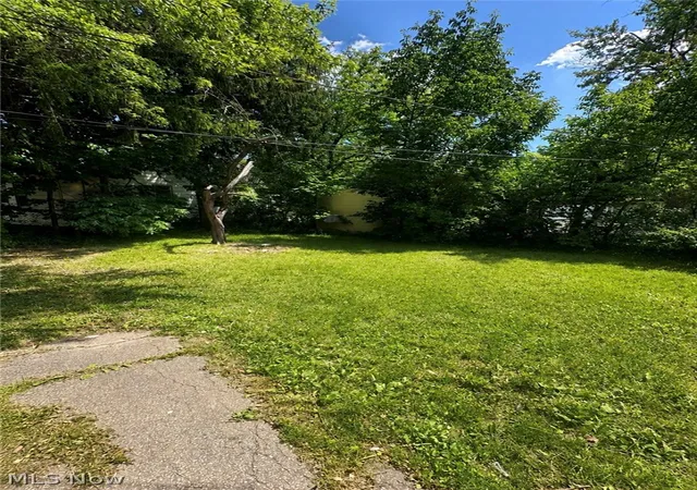 Homes for sale in Cleveland, OH | 4197 E 160th St, Cleveland, OH 44128 | MLS# 5224436
