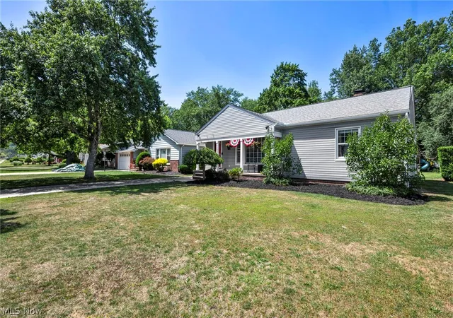 Homes for sale in Mayfield Heights, OH | 6491 Longridge Rd, Mayfield Heights, OH 44124 | MLS# 5224258