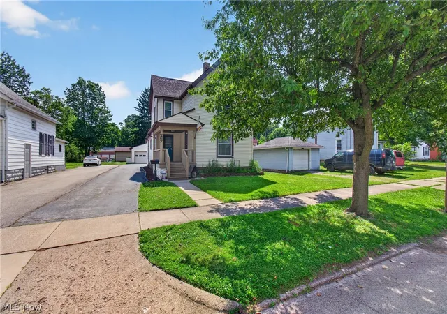 Homes for sale in Ravenna, OH | 267 King St, Ravenna, OH 44266 | MLS# 5224404