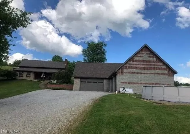 3rd image of 59936 Clagett, New Concord, OH 43762 | MLS# 5224467