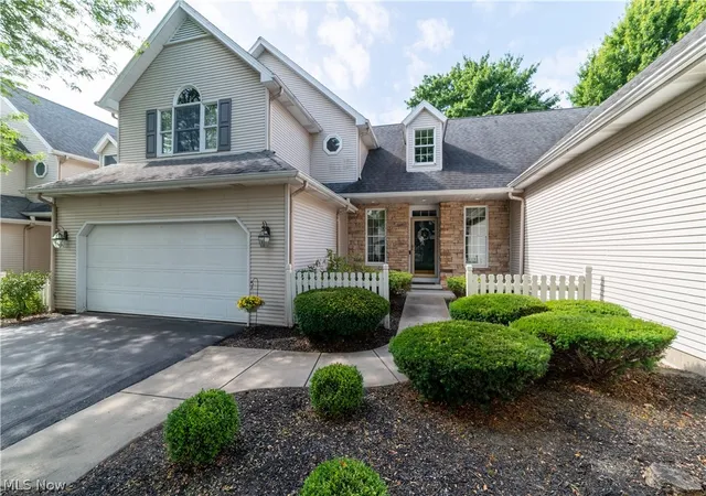 1st image of 25 Fieldstone, Poland, OH 44514 | MLS# 5222960