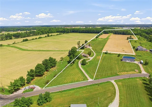 Homes for sale in Valley City, OH | 7903 Neff Rd, Valley City, OH 44256 | MLS# 5223405