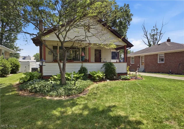 Homes for sale in Newton Falls, OH | 313 S Canal St, Newton Falls, OH 44444 | MLS# 5224470