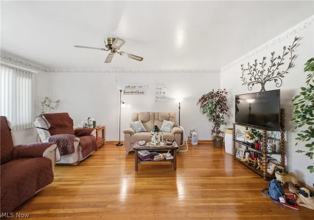 Homes for sale in Newton Falls, OH | 313 S Canal St, Newton Falls, OH 44444 | MLS# 5224470