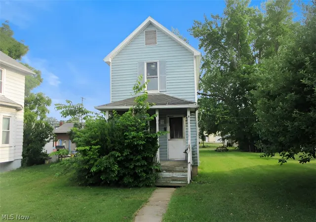 2nd image of 176 E Maryland Ave, Sebring, OH 44672 | MLS# 5224490