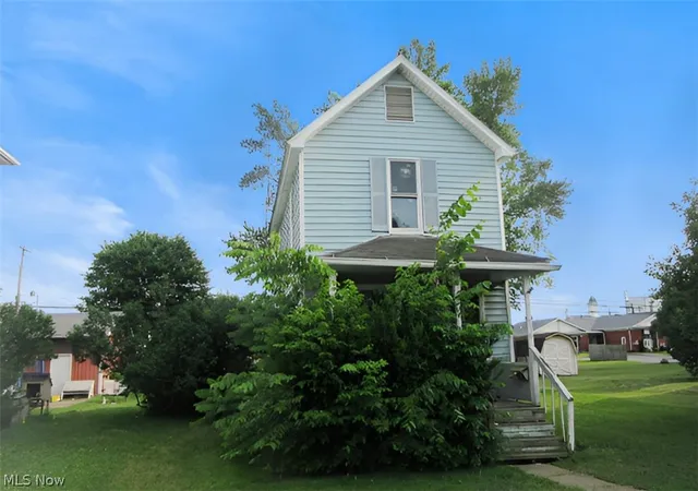 4th image of 176 E Maryland Ave, Sebring, OH 44672 | MLS# 5224490