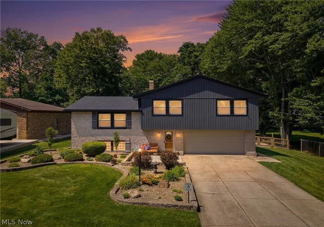1st image of 4043 Dennis Ln, Brunswick, OH 44212 | MLS# 5223773