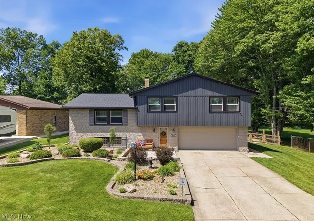 2nd image of 4043 Dennis Ln, Brunswick, OH 44212 | MLS# 5223773