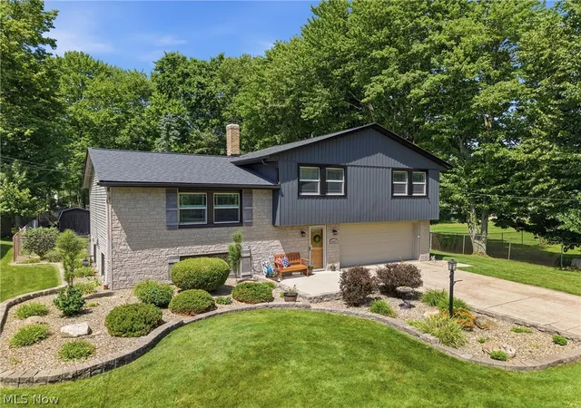 5th image of 4043 Dennis Ln, Brunswick, OH 44212 | MLS# 5223773