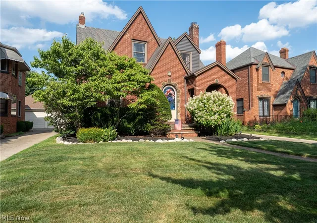 2nd image of 3687 Warren Rd, Cleveland, OH 44111 | MLS# 5224493