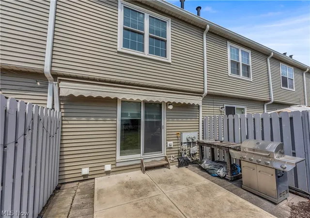 28th image of 4215 Jennings Ridge Dr, Cleveland, OH 44109 | MLS# 5222848