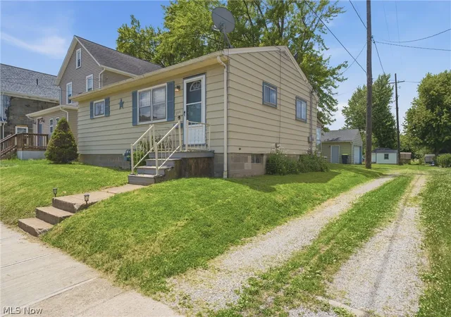 3rd image of 232 S 15Th St, Sebring, OH 44672 | MLS# 5224202