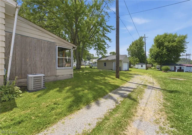 4th image of 232 S 15Th St, Sebring, OH 44672 | MLS# 5224202