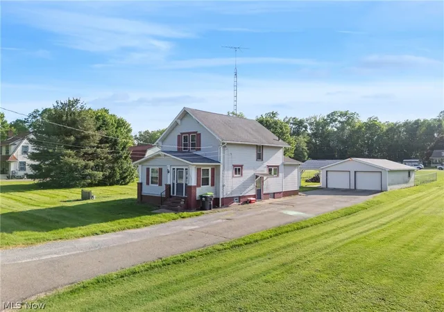 1st image of 13638 Morgan St, Alliance, OH 44601 | MLS# 5224533