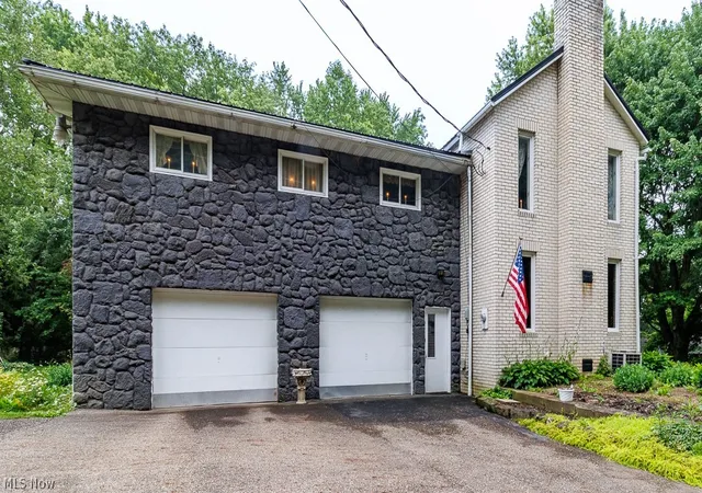 Homes for sale in Salem, OH | 1603 Chestnut Grove Rd, Salem, OH 44460 | MLS# 5223847