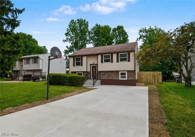 1st image of 5651 Tulane Ave, Austintown, OH 44515 | MLS# 5224544