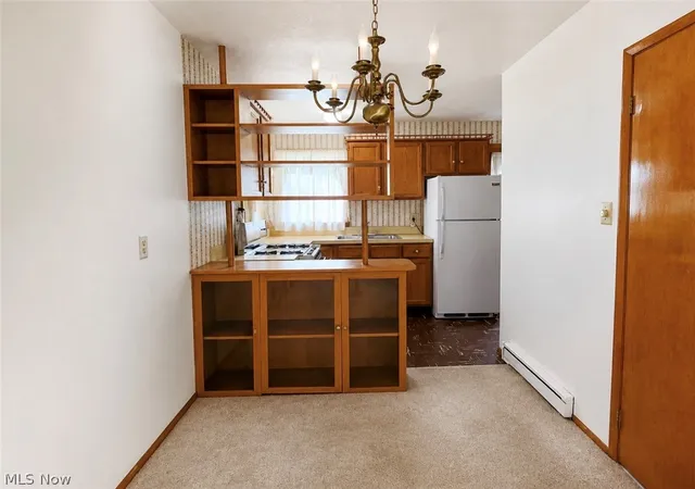 2nd image of 142 N Main St N, Youngstown, OH 44515 | MLS# 5224547