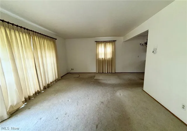 3rd image of 142 N Main St N, Youngstown, OH 44515 | MLS# 5224547
