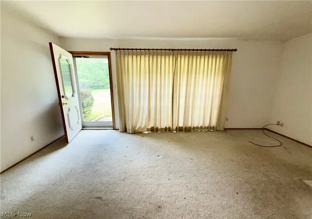 5th image of 142 N Main St N, Youngstown, OH 44515 | MLS# 5224547