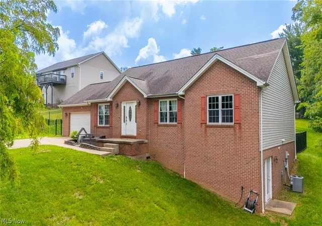 4th image of 1 Edinburgh Wy, Saint Clairsville, OH 43950 | MLS# 5224567