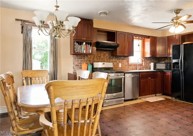 Homes for sale in Columbiana, OH | 273 Blueberry Dr, Columbiana, OH 44408 | MLS# 5224507