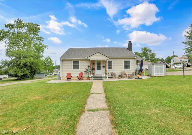 Photo 1 of Single family home for sale at 425 Taylor St, Zanesville, OH 43701 | MLS# 5224579 | Listing updated on 2026-08-03