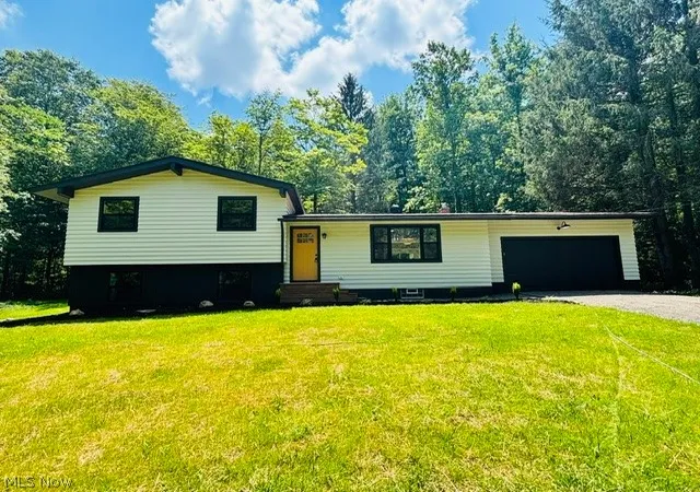 Photo 1 of Sale Pending at 12173 Bradford Dr, Chardon, OH 44024 | MLS# 5224297 | Listing updated on 2026-08-26