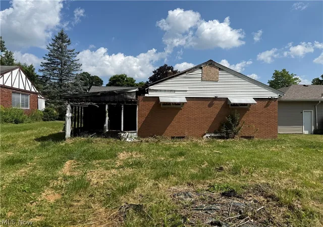 Homes for sale in Youngstown, OH | 2573 San Pedro Dr, Youngstown, OH 44511 | MLS# 5224201