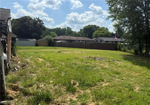 Homes for sale in Youngstown, OH | 2573 San Pedro Dr, Youngstown, OH 44511 | MLS# 5224201