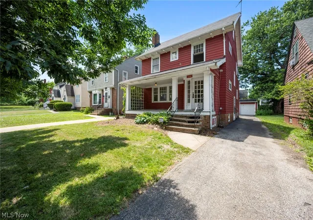 Photo 2 of Sale Pending at 1140 Quilliams Rd, Cleveland, OH 44121 | MLS# 5224604 | Listing updated on 2026-07-17