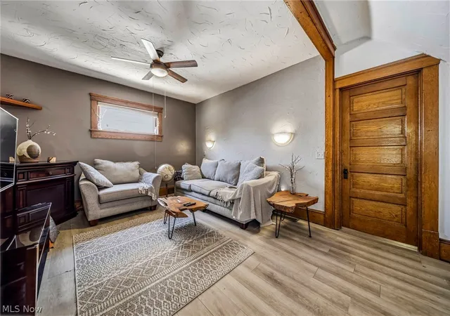 4th image of 801 E 157 St, Cleveland, OH 44110 | MLS# 5224412
