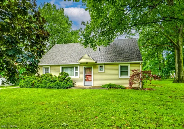 Homes for sale in Mogadore, OH | 3565 Herbert St, Mogadore, OH 44260 | MLS# 5224610