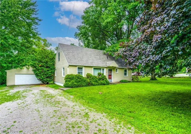 Homes for sale in Mogadore, OH | 3565 Herbert St, Mogadore, OH 44260 | MLS# 5224610