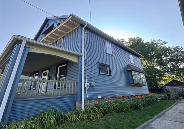 Photo 4 of Single family home for sale at 117 Dodge Ave, Akron, OH 44302 | MLS# 5224540 | Listing updated on 2026-08-21