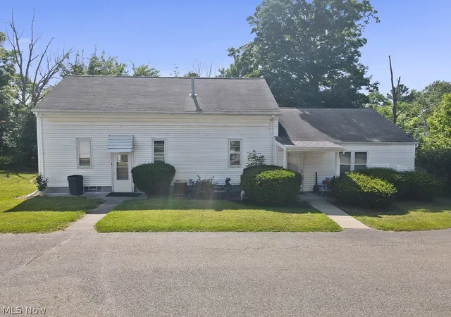 Homes for sale in Alliance, OH | 1887 W Beech St, Alliance, OH 44601 | MLS# 5224372