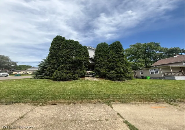 Homes for sale in Massillon, OH | 804 Erie St S, Massillon, OH 44646 | MLS# 5224629